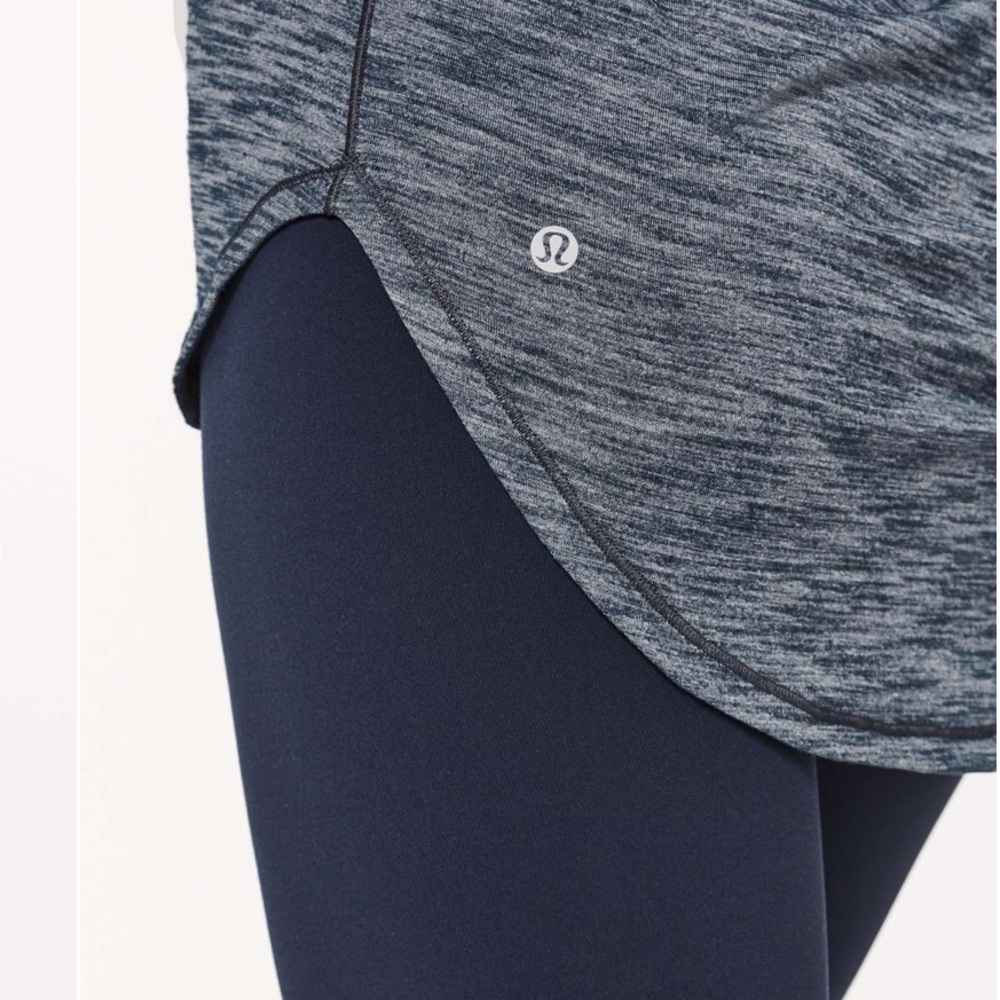 Lululemon Raise The Barre Tank Low Back Workout Tank Top With Sports Bra Size 6 - Picture 5 of 16